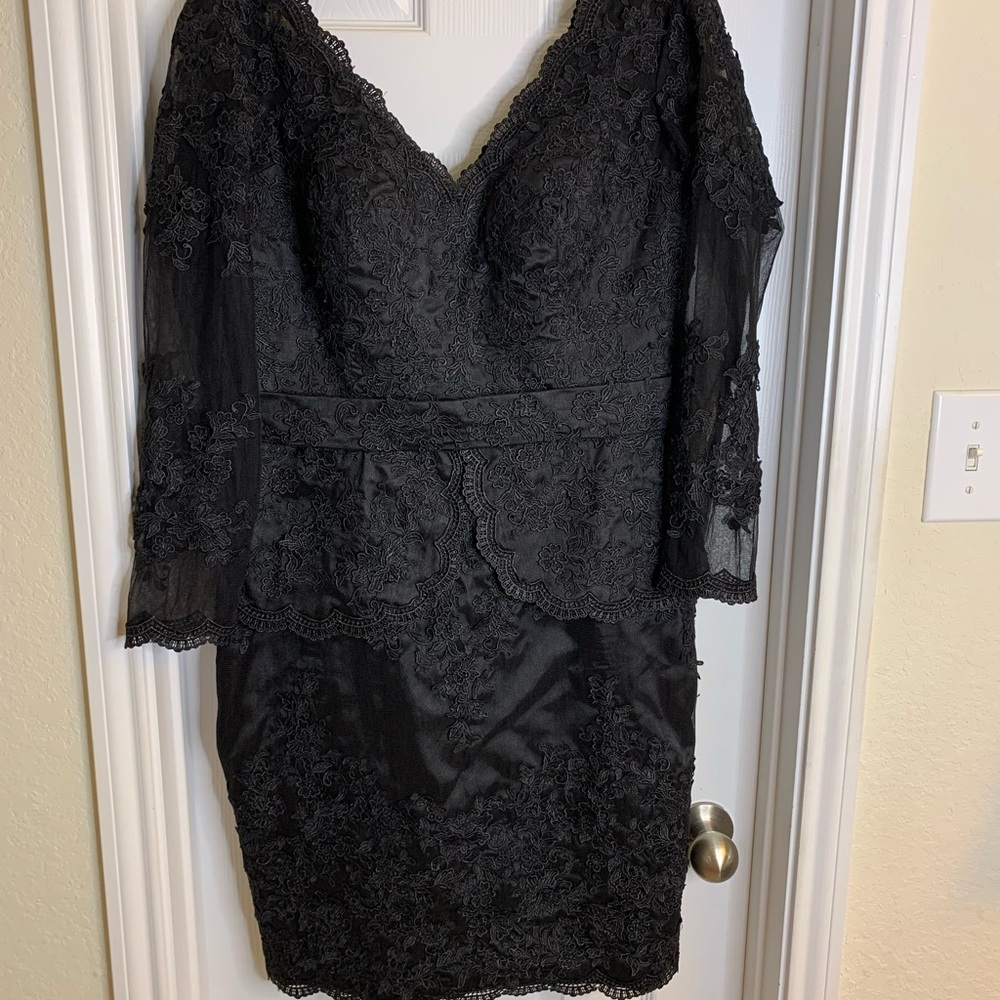 🔥Hot! Hot! Sale 🔥Elegant Formal Lace Black Dress.